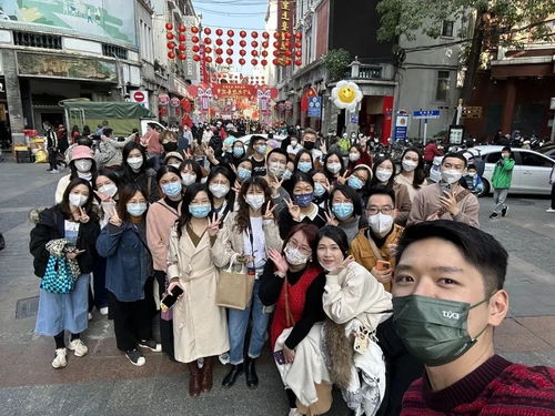 廣州還能這樣玩兒！這群年輕人解鎖“一種很新的旅游”，街坊表示 快樂加倍